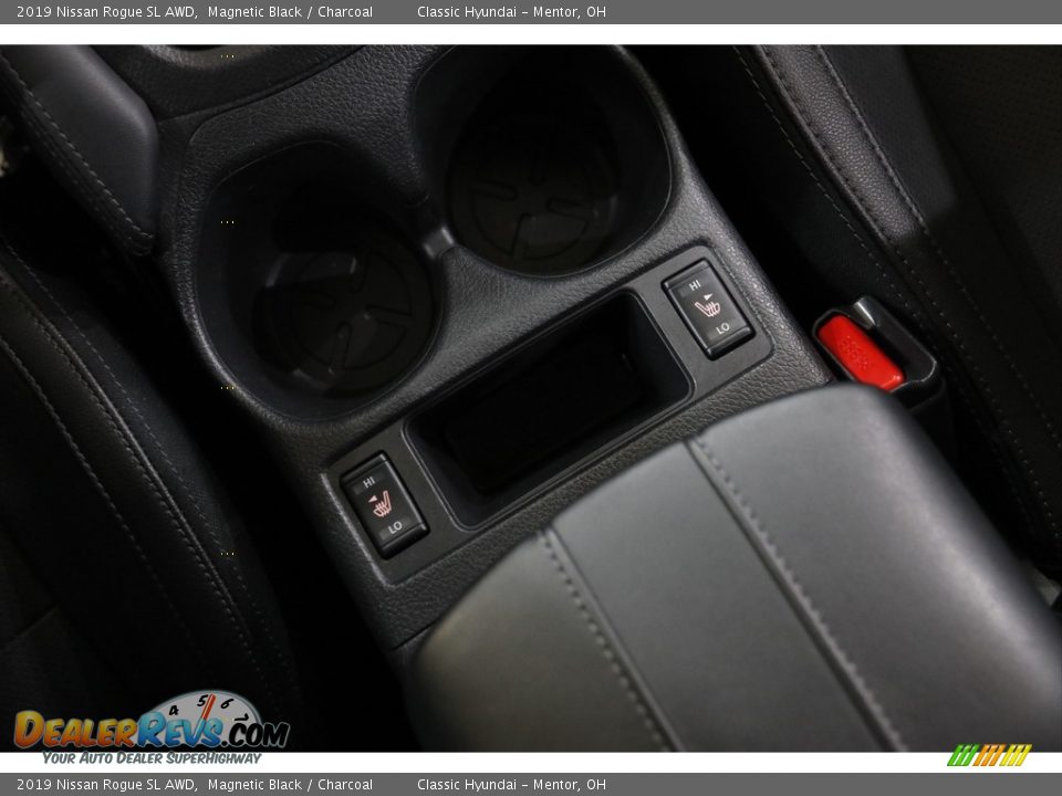 2019 Nissan Rogue SL AWD Magnetic Black / Charcoal Photo #16