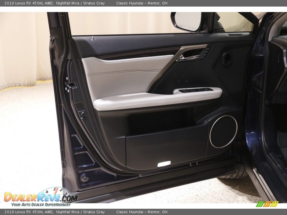 Door Panel of 2019 Lexus RX 450hL AWD Photo #4