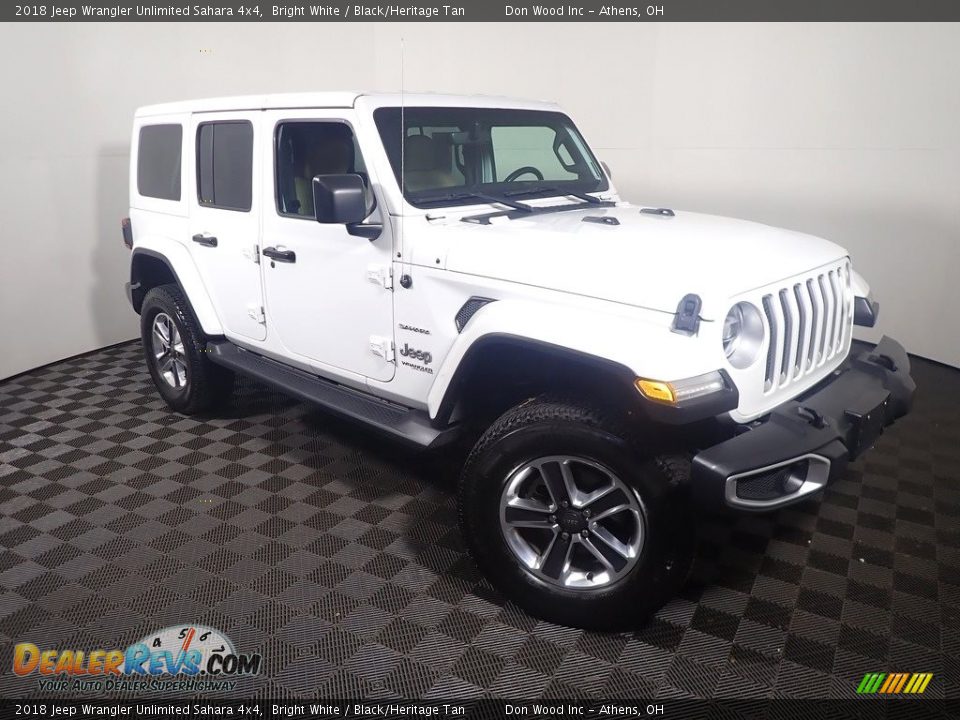 2018 Jeep Wrangler Unlimited Sahara 4x4 Bright White / Black/Heritage Tan Photo #5