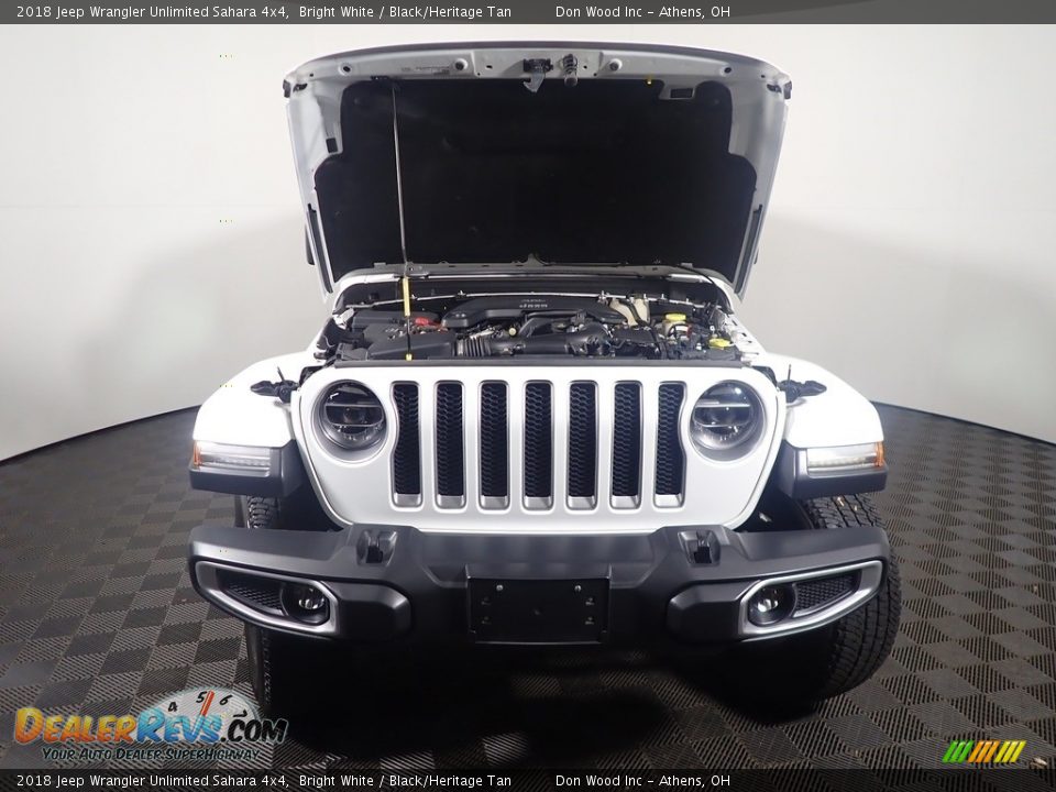 2018 Jeep Wrangler Unlimited Sahara 4x4 Bright White / Black/Heritage Tan Photo #7