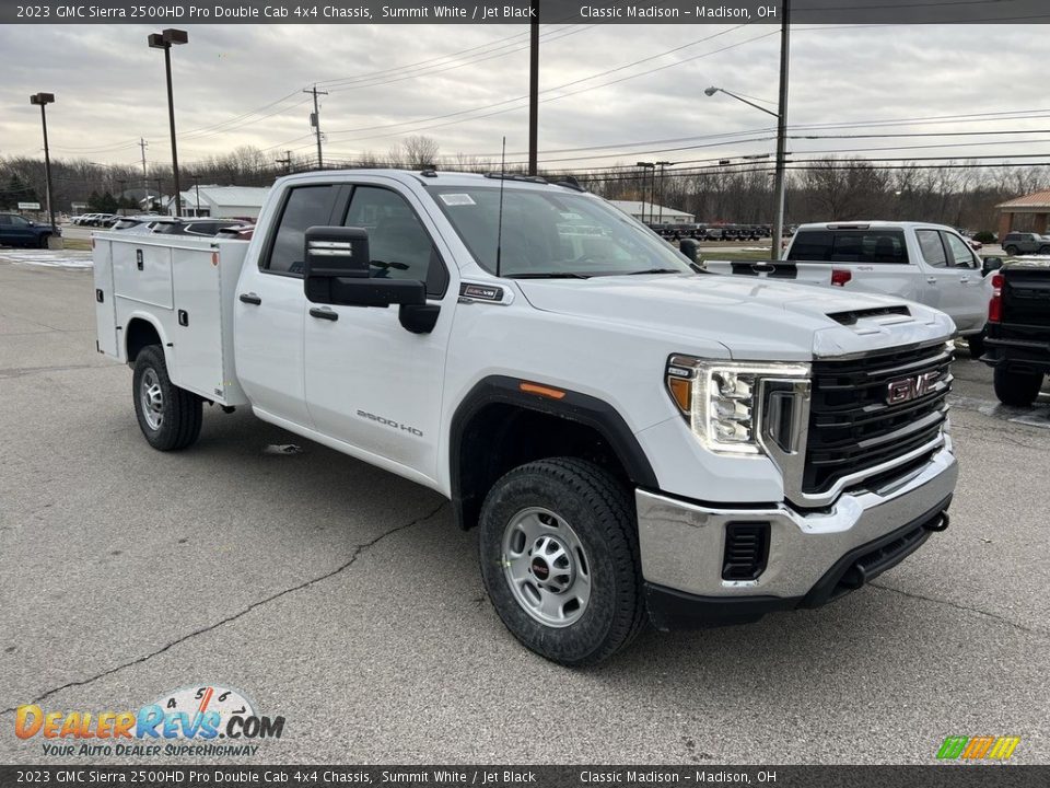 2023 GMC Sierra 2500HD Pro Double Cab 4x4 Chassis Summit White / Jet Black Photo #4