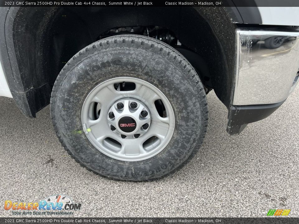 2023 GMC Sierra 2500HD Pro Double Cab 4x4 Chassis Summit White / Jet Black Photo #5
