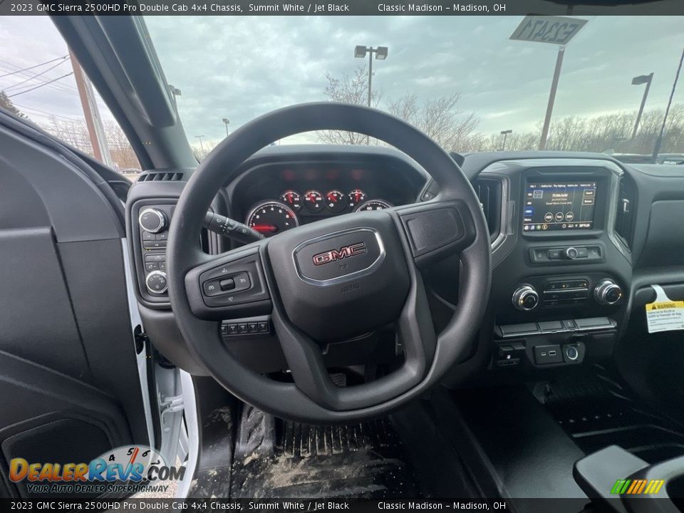 2023 GMC Sierra 2500HD Pro Double Cab 4x4 Chassis Summit White / Jet Black Photo #8