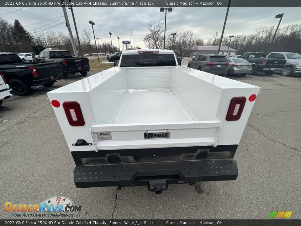 2023 GMC Sierra 2500HD Pro Double Cab 4x4 Chassis Summit White / Jet Black Photo #15