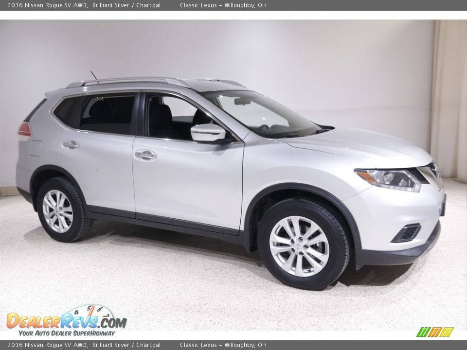 2016 Nissan Rogue SV AWD Brilliant Silver / Charcoal Photo #1