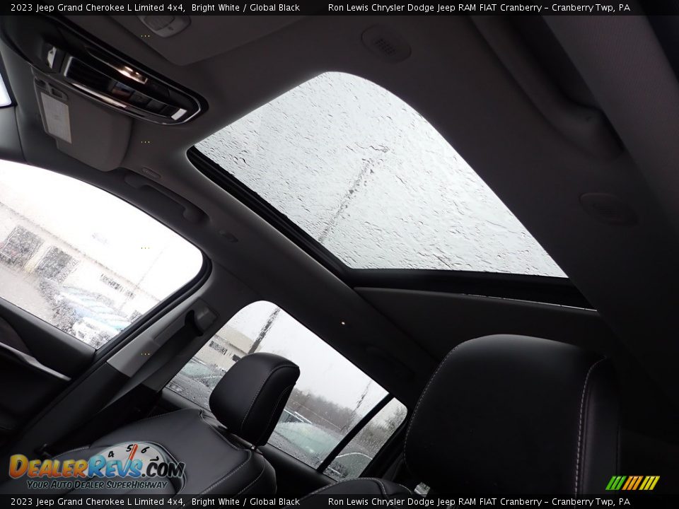 2023 Jeep Grand Cherokee L Limited 4x4 Bright White / Global Black Photo #14