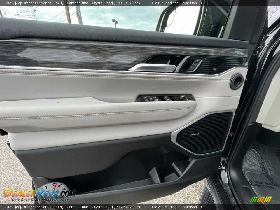 Door Panel of 2022 Jeep Wagoneer Series II 4x4 Photo #8