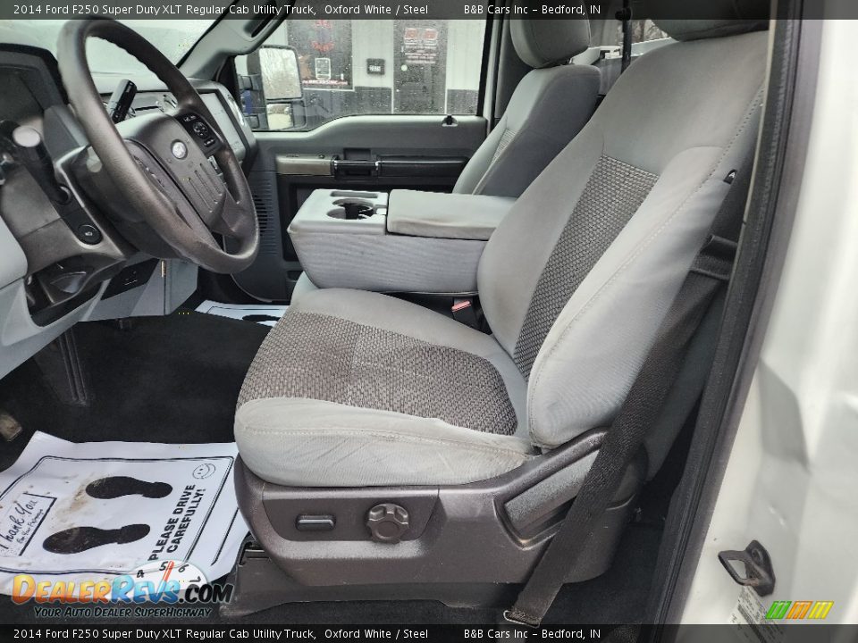 2014 Ford F250 Super Duty XLT Regular Cab Utility Truck Oxford White / Steel Photo #20