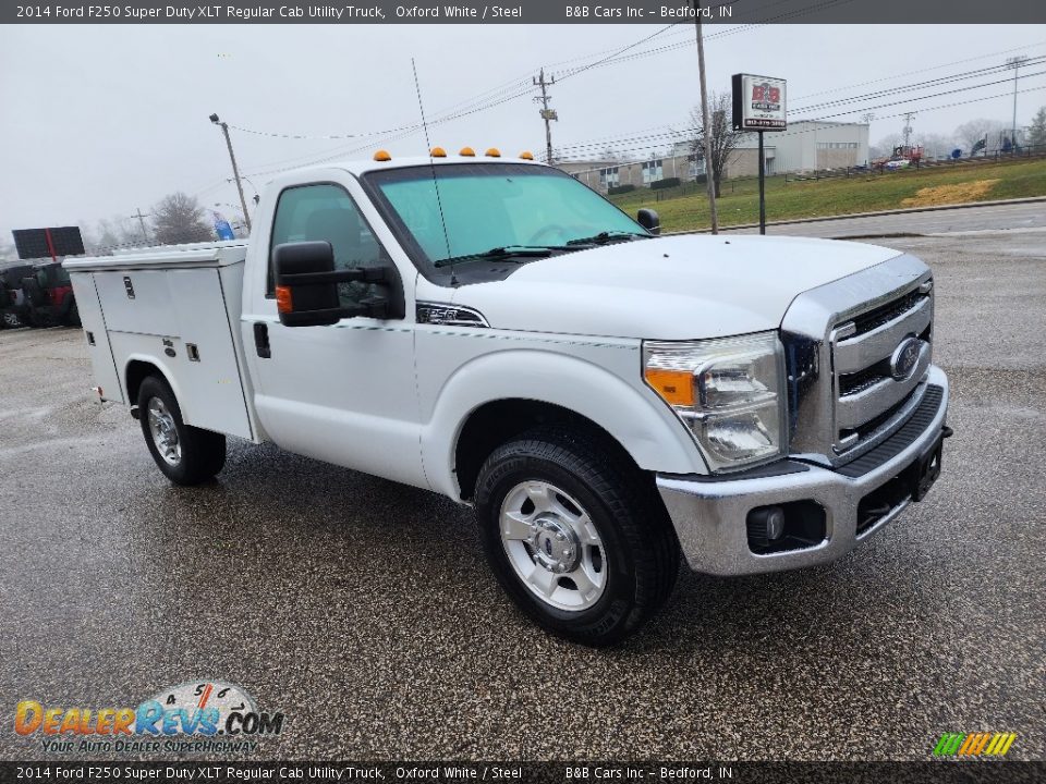 2014 Ford F250 Super Duty XLT Regular Cab Utility Truck Oxford White / Steel Photo #34