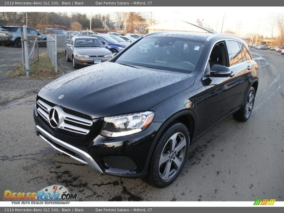 2019 Mercedes-Benz GLC 300 Black / Black Photo #1