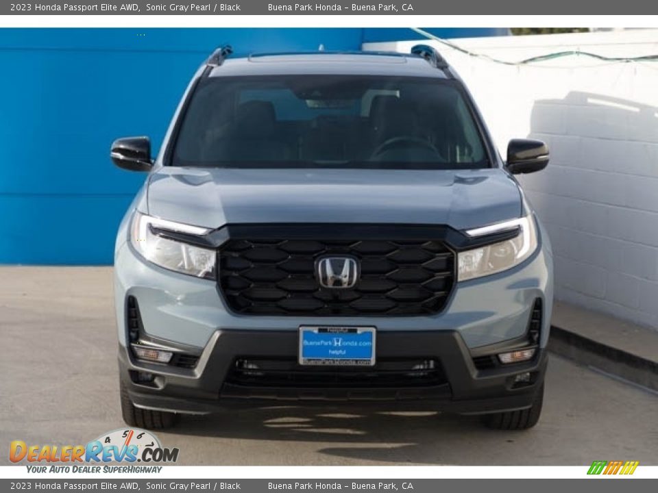 2023 Honda Passport Elite AWD Sonic Gray Pearl / Black Photo #3