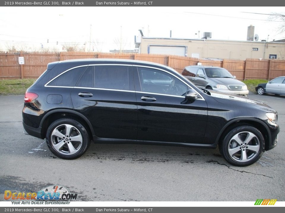 2019 Mercedes-Benz GLC 300 Black / Black Photo #4