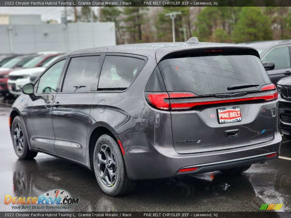 2022 Chrysler Pacifica Hybrid Touring L Granite Crystal Metallic / Black Photo #4