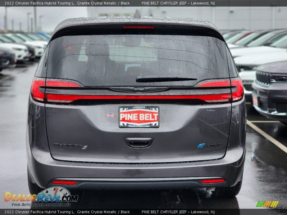 2022 Chrysler Pacifica Hybrid Touring L Granite Crystal Metallic / Black Photo #6