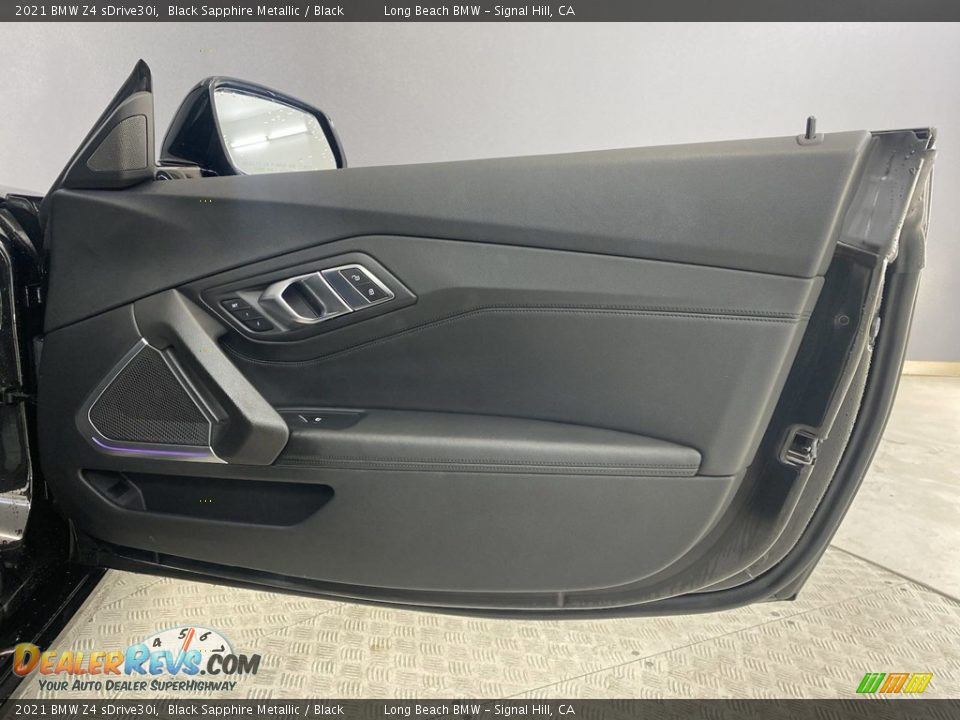 Door Panel of 2021 BMW Z4 sDrive30i Photo #31