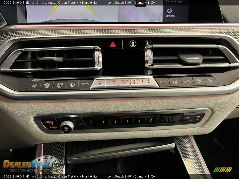 Controls of 2022 BMW X5 xDrive40i Photo #34