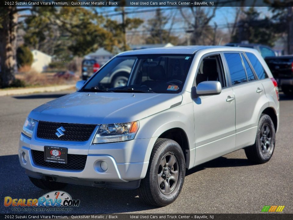 Front 3/4 View of 2012 Suzuki Grand Vitara Premium Photo #1