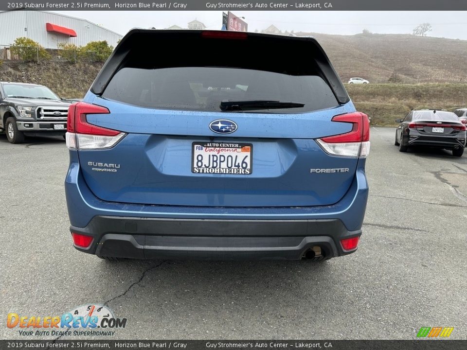 2019 Subaru Forester 2.5i Premium Horizon Blue Pearl / Gray Photo #5