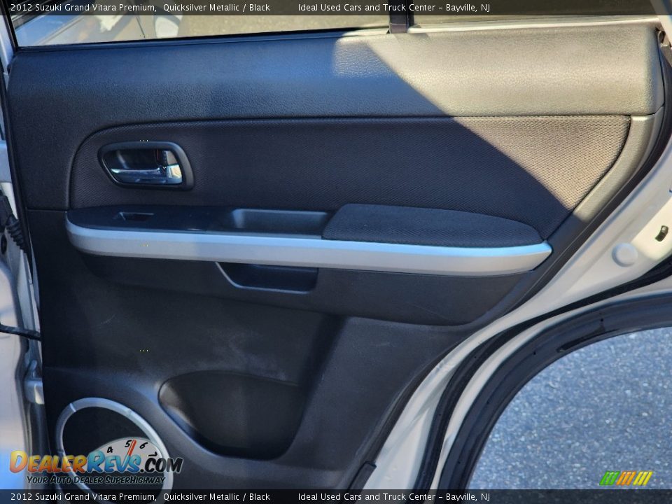 Door Panel of 2012 Suzuki Grand Vitara Premium Photo #14