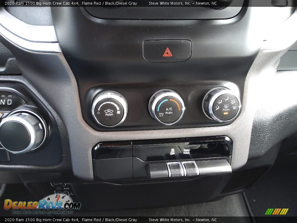 2020 Ram 1500 Big Horn Crew Cab 4x4 Flame Red / Black/Diesel Gray Photo #25