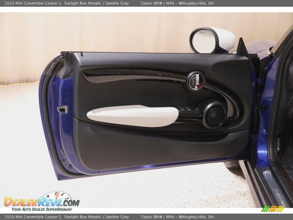 Door Panel of 2020 Mini Convertible Cooper S Photo #5