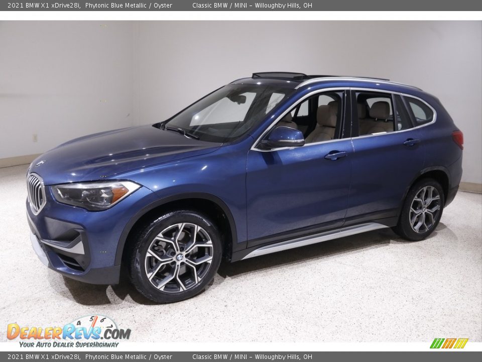 2021 BMW X1 xDrive28i Phytonic Blue Metallic / Oyster Photo #3