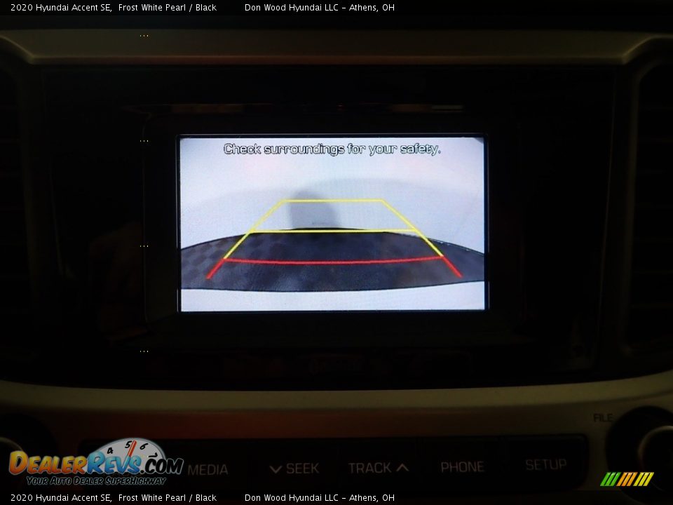 2020 Hyundai Accent SE Frost White Pearl / Black Photo #2