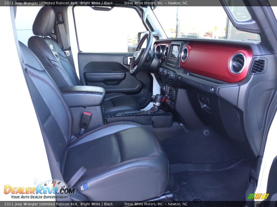 2021 Jeep Wrangler Unlimited Rubicon 4x4 Bright White / Black Photo #17
