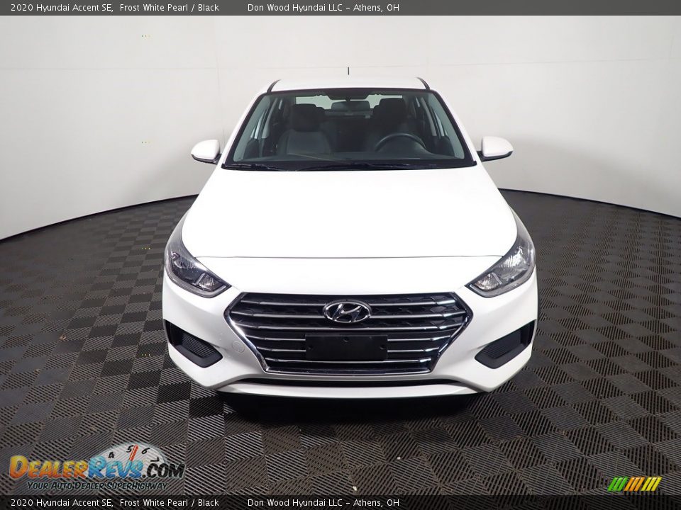 2020 Hyundai Accent SE Frost White Pearl / Black Photo #5