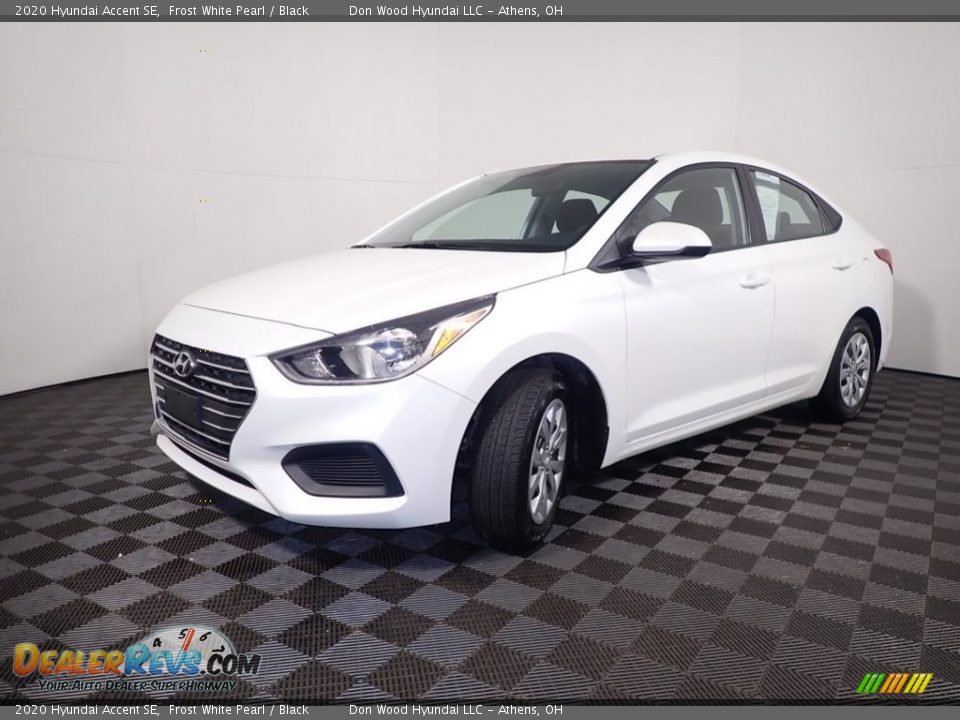 2020 Hyundai Accent SE Frost White Pearl / Black Photo #8