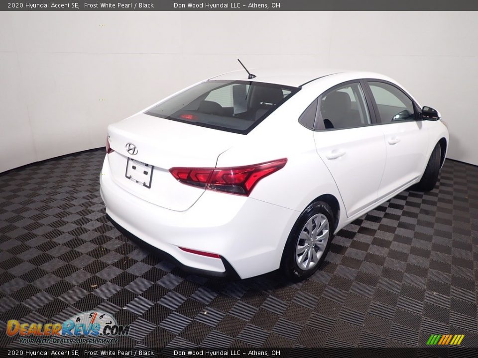 2020 Hyundai Accent SE Frost White Pearl / Black Photo #17