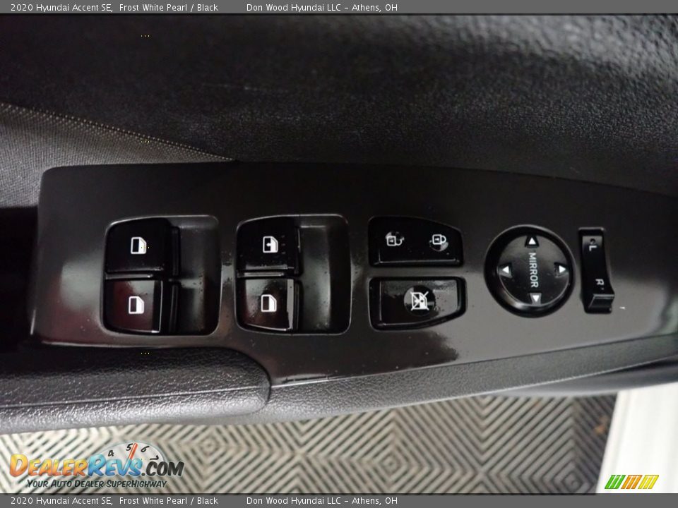 2020 Hyundai Accent SE Frost White Pearl / Black Photo #19