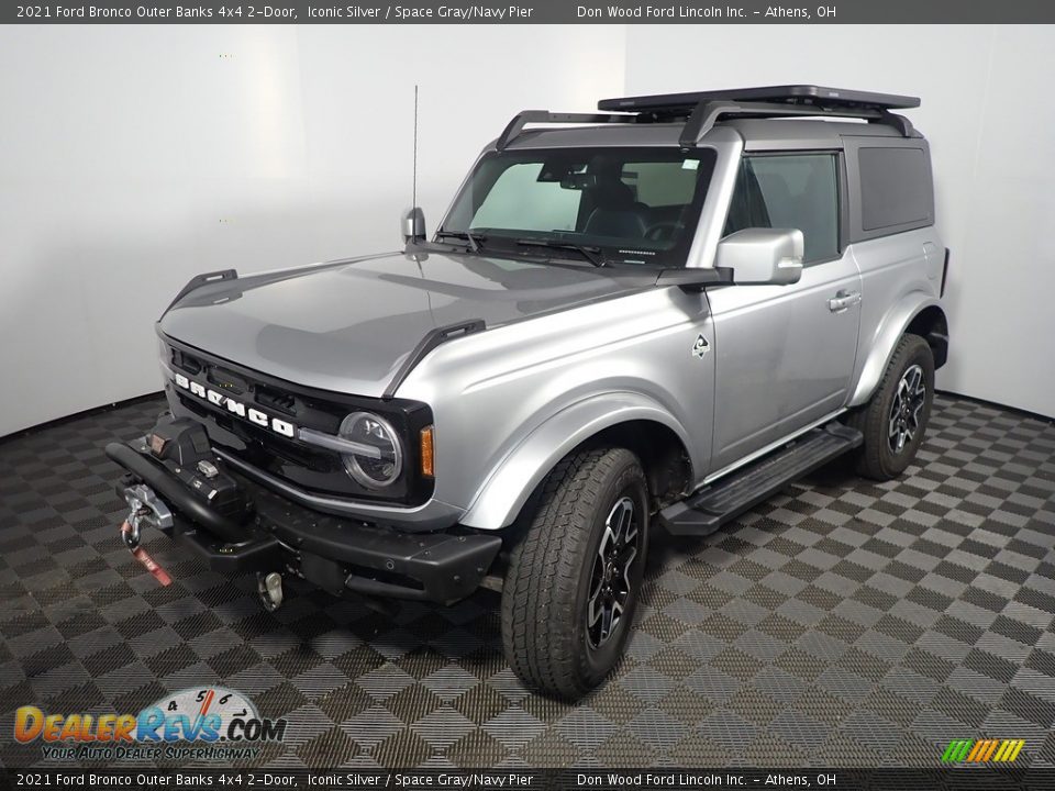 Iconic Silver 2021 Ford Bronco Outer Banks 4x4 2-Door Photo #9