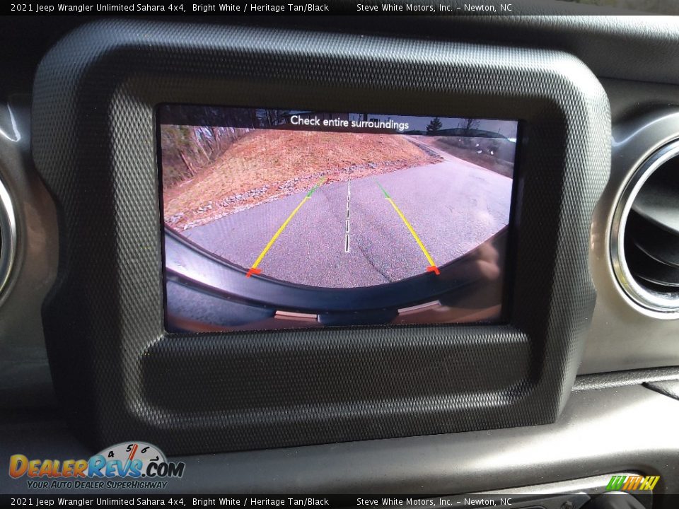 2021 Jeep Wrangler Unlimited Sahara 4x4 Bright White / Heritage Tan/Black Photo #24