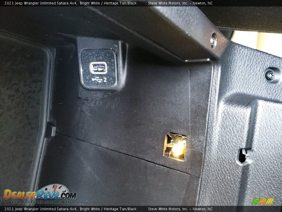 2021 Jeep Wrangler Unlimited Sahara 4x4 Bright White / Heritage Tan/Black Photo #27