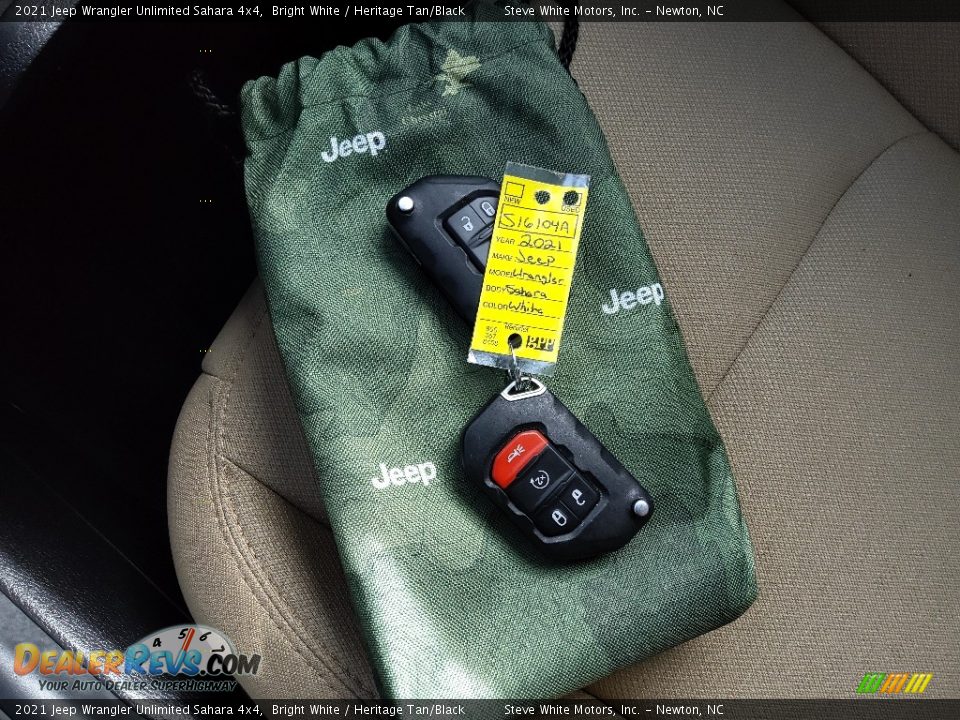 2021 Jeep Wrangler Unlimited Sahara 4x4 Bright White / Heritage Tan/Black Photo #28