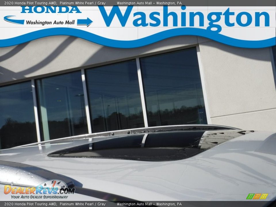 2020 Honda Pilot Touring AWD Platinum White Pearl / Gray Photo #3