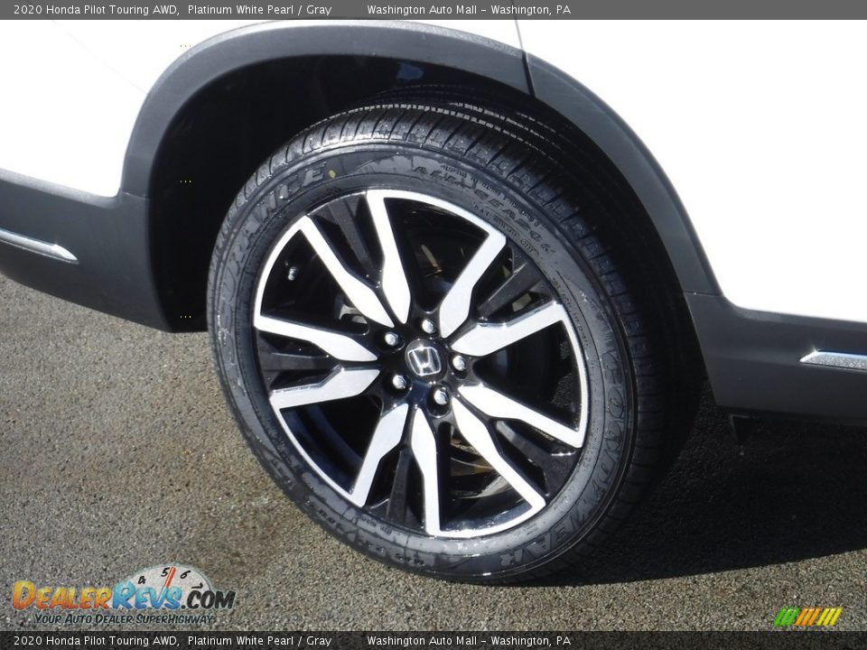 2020 Honda Pilot Touring AWD Platinum White Pearl / Gray Photo #4