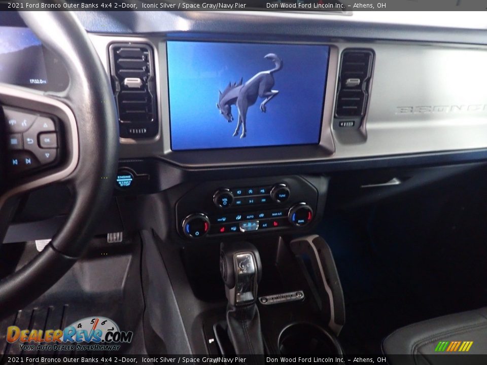 2021 Ford Bronco Outer Banks 4x4 2-Door Iconic Silver / Space Gray/Navy Pier Photo #20