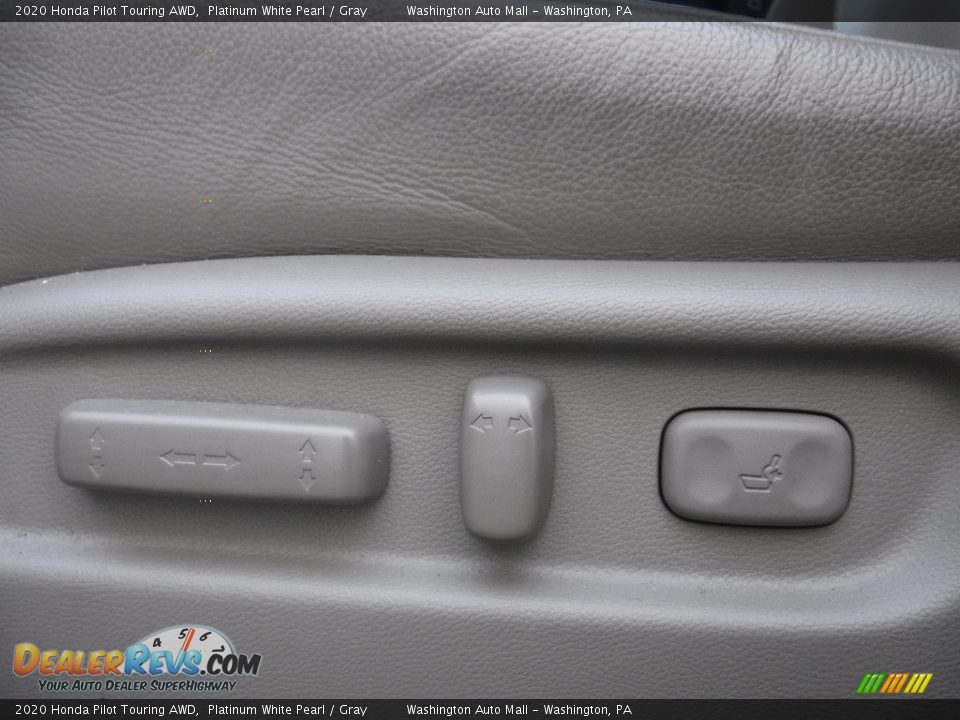 2020 Honda Pilot Touring AWD Platinum White Pearl / Gray Photo #17