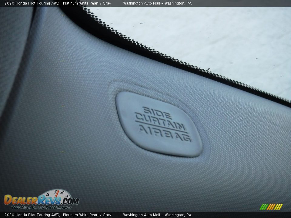 2020 Honda Pilot Touring AWD Platinum White Pearl / Gray Photo #19