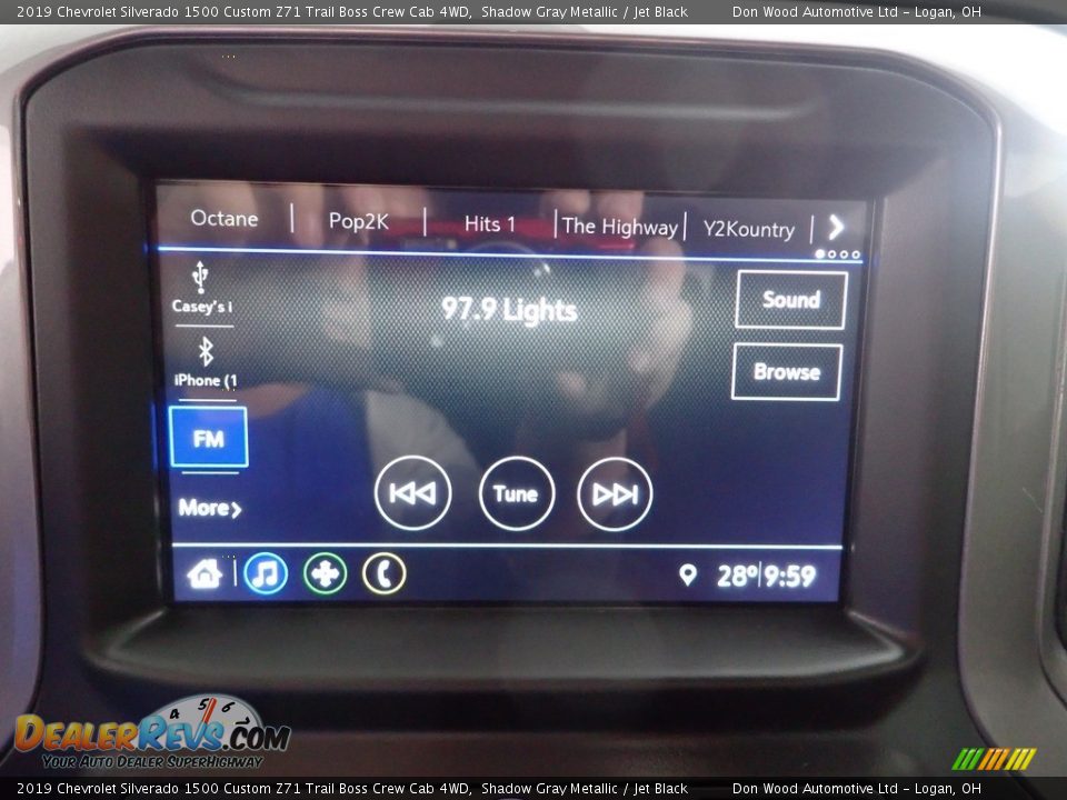 2019 Chevrolet Silverado 1500 Custom Z71 Trail Boss Crew Cab 4WD Shadow Gray Metallic / Jet Black Photo #2