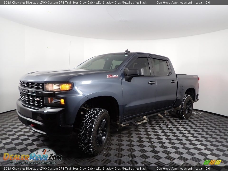 2019 Chevrolet Silverado 1500 Custom Z71 Trail Boss Crew Cab 4WD Shadow Gray Metallic / Jet Black Photo #5