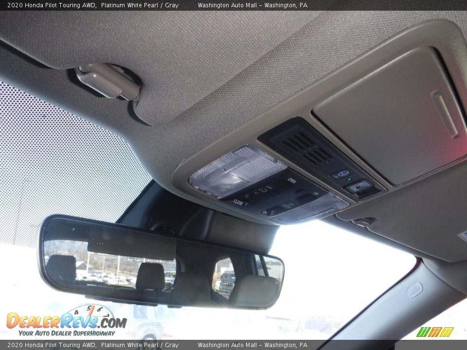 2020 Honda Pilot Touring AWD Platinum White Pearl / Gray Photo #27
