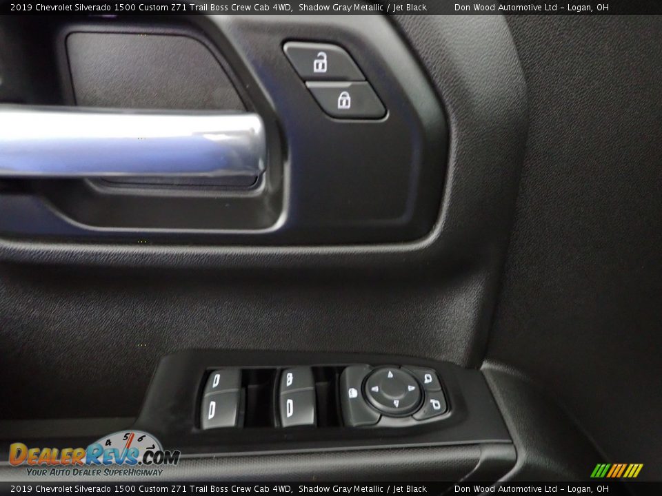 2019 Chevrolet Silverado 1500 Custom Z71 Trail Boss Crew Cab 4WD Shadow Gray Metallic / Jet Black Photo #11