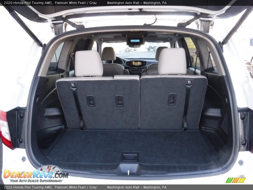 2020 Honda Pilot Touring AWD Platinum White Pearl / Gray Photo #33