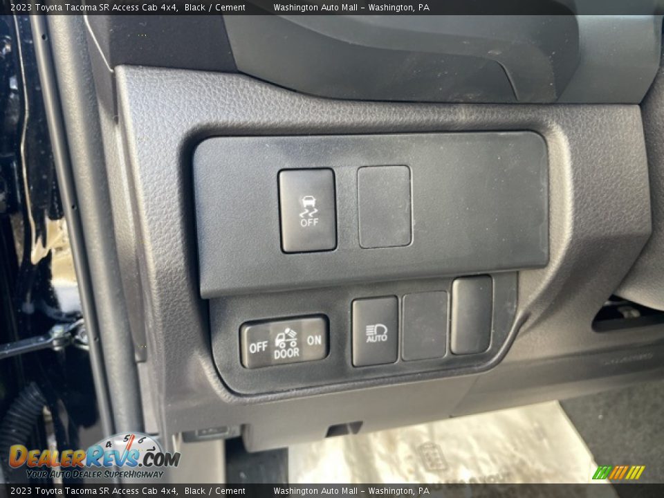 2023 Toyota Tacoma SR Access Cab 4x4 Black / Cement Photo #20