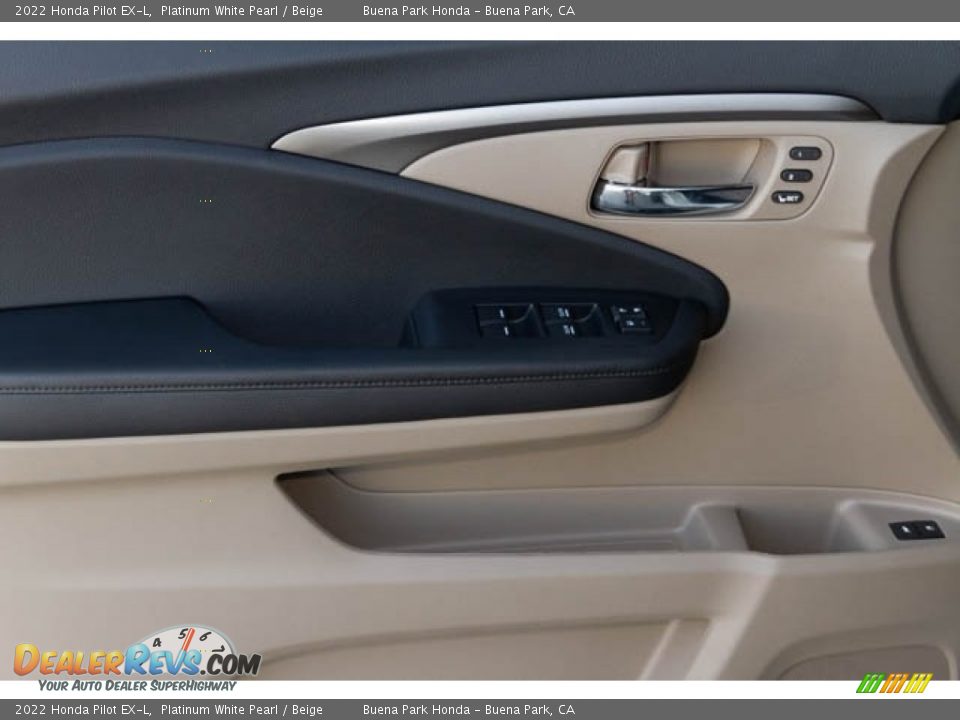 Door Panel of 2022 Honda Pilot EX-L Photo #36