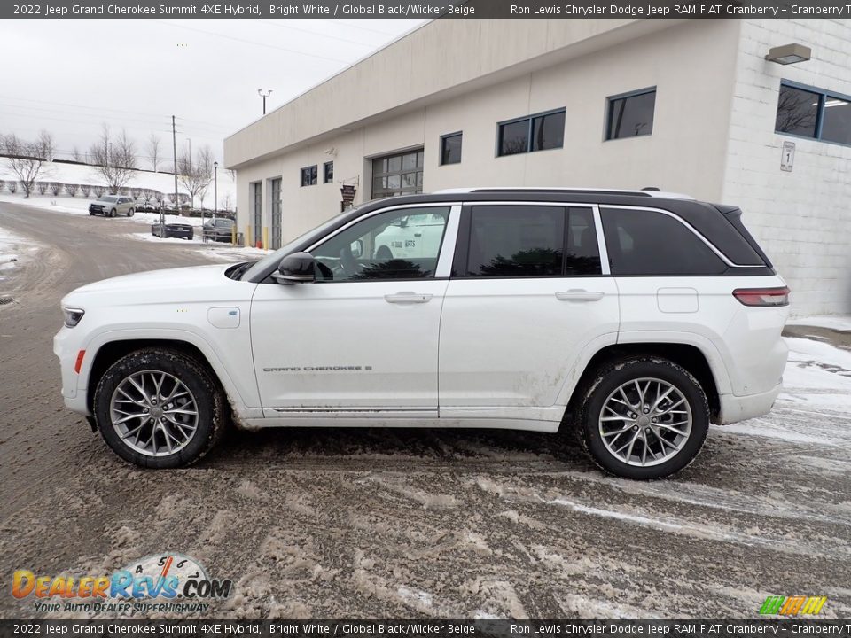 2022 Jeep Grand Cherokee Summit 4XE Hybrid Bright White / Global Black/Wicker Beige Photo #8