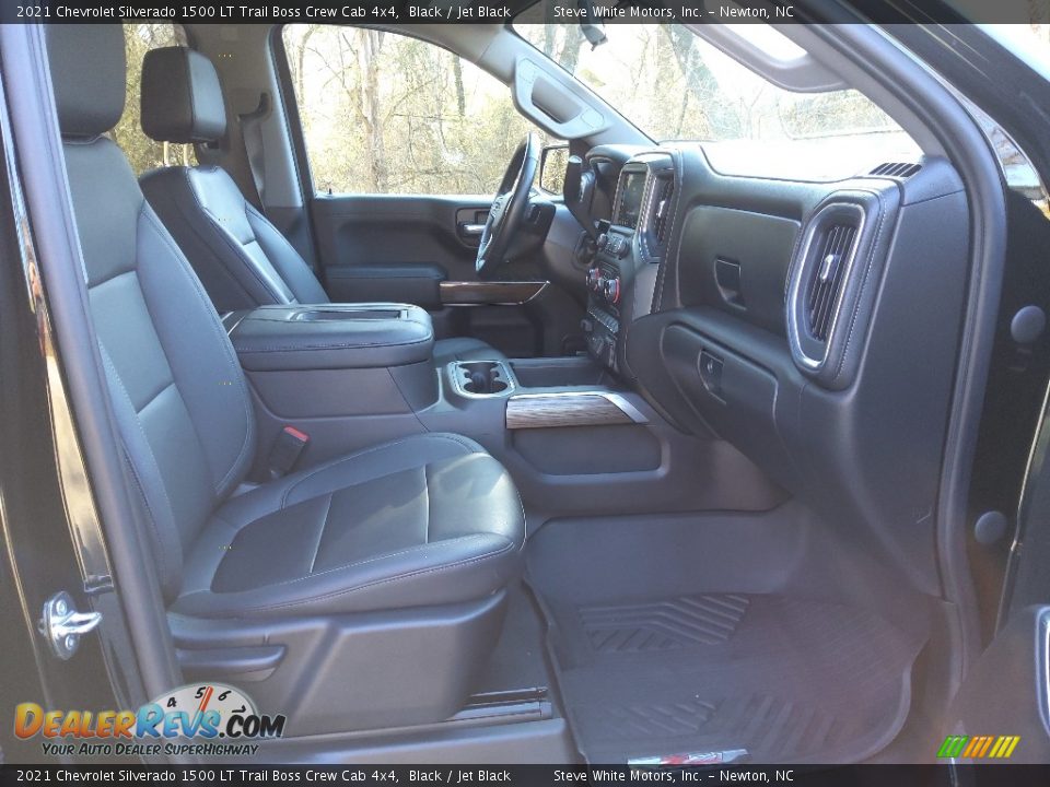 Front Seat of 2021 Chevrolet Silverado 1500 LT Trail Boss Crew Cab 4x4 Photo #23